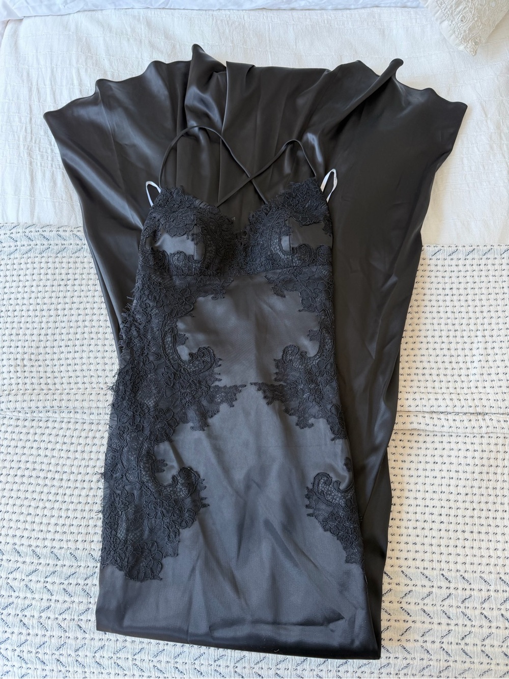 Lulu's Fantasy Come True Black Lace
Satin Lace-Up Maxi Dress - Picture 4 of 7